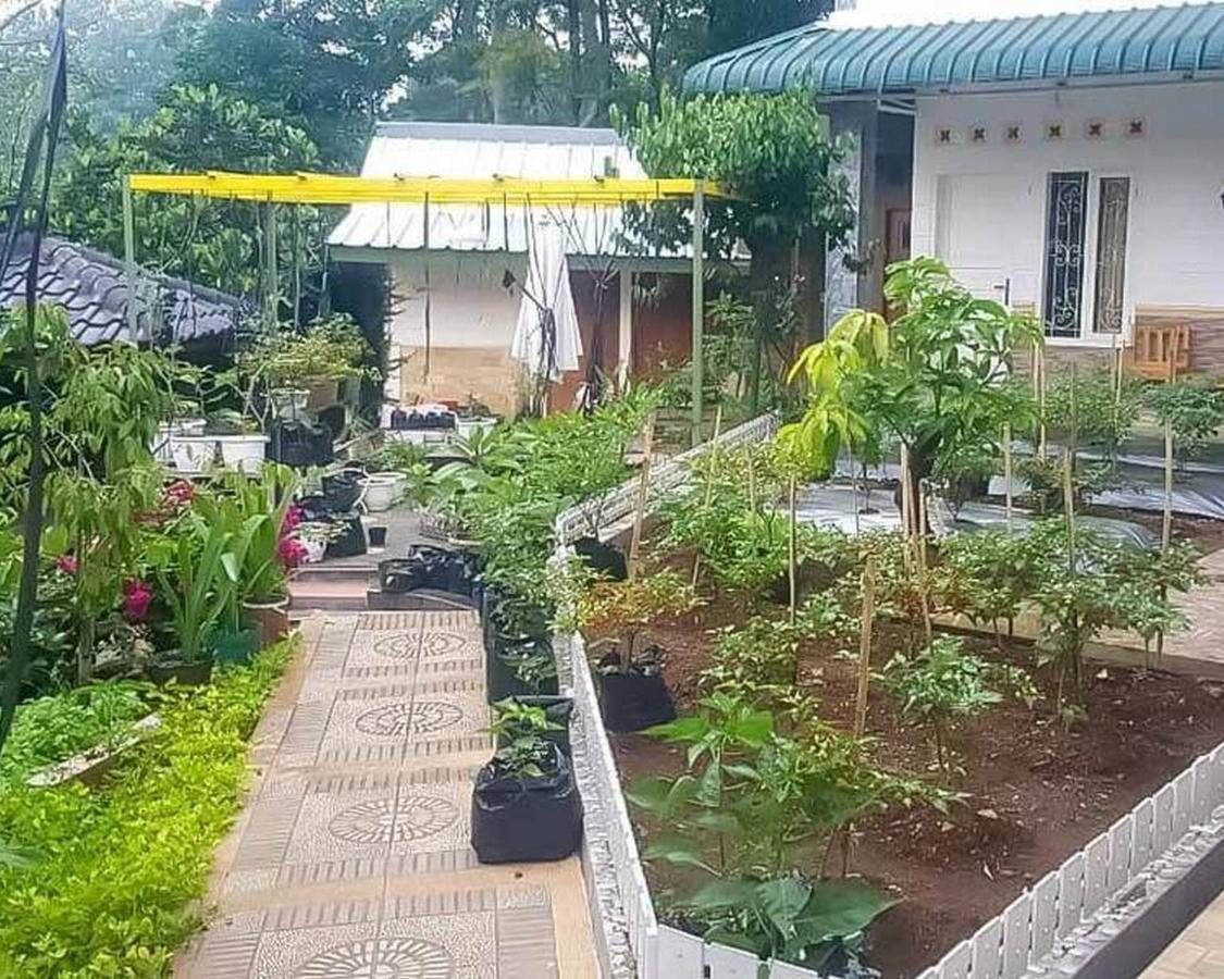 ホテル Koolkost Syariah @ Cimahpar Bogor Tegalgundil エクステリア 写真